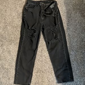 AE ripped mom jeans size 6